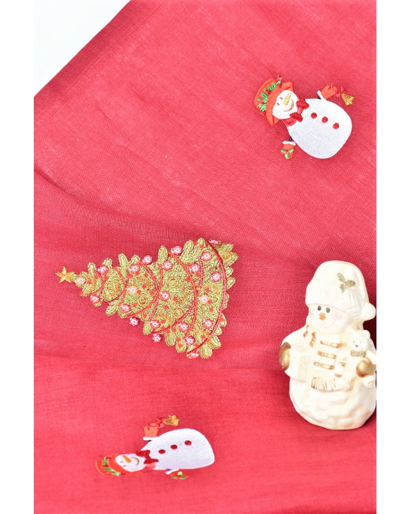 Дорожка из льна с вышивкой "Ель и снеговик", цвет бордовый