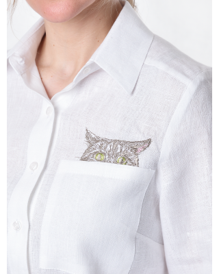 Рубашка #002 льняная женская с вышивкой "Кот в кармане"