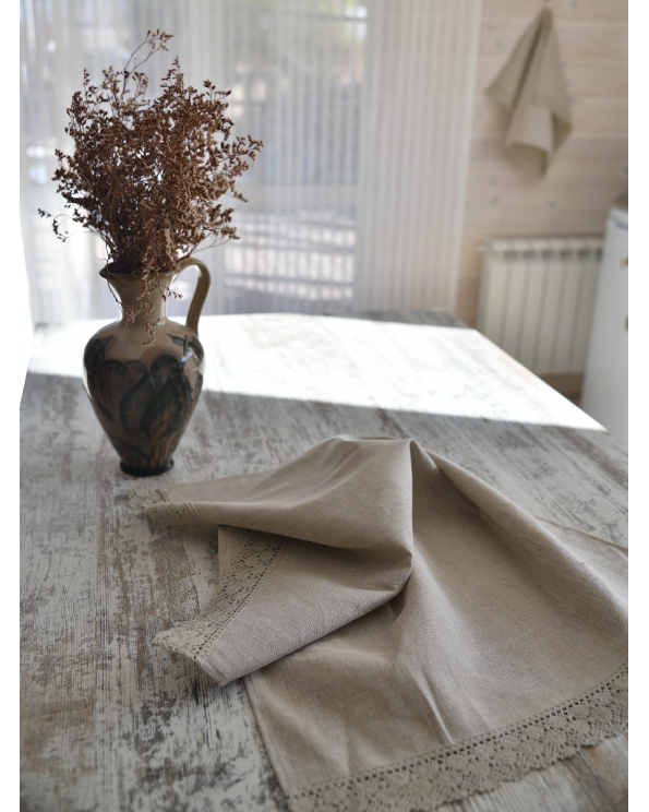 Полотенце с кружевом, цвет светло-серый